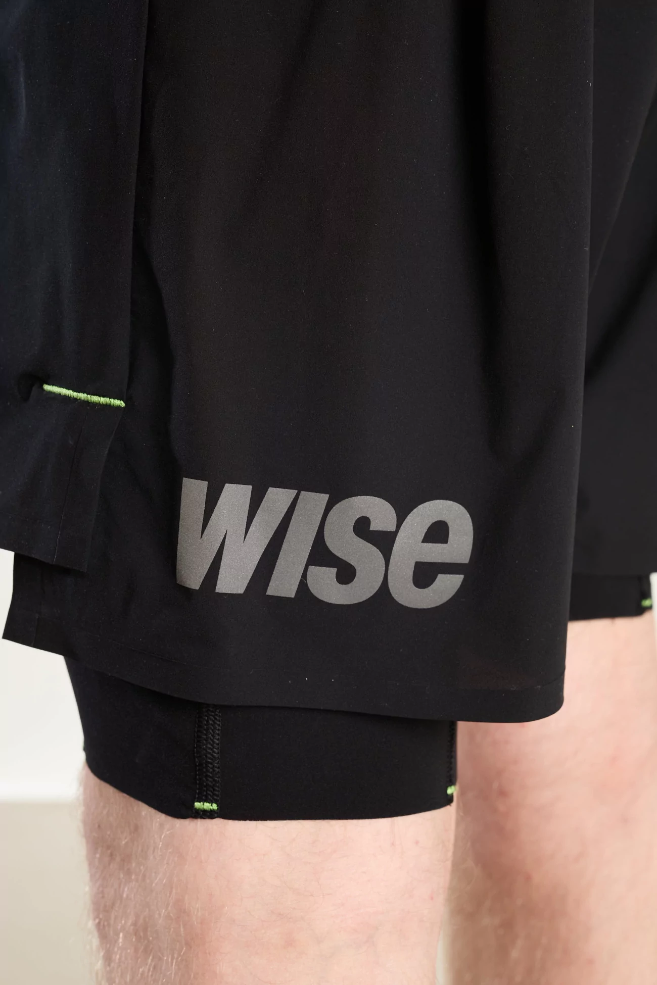 Wise 532 Trail Running Short with Integrated Belt – Black | Centre Commercial