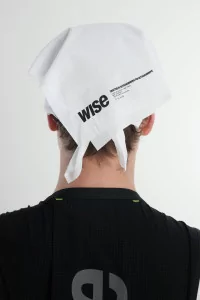 WISE Shade Square Trail Bandana – White | Centre Commercial