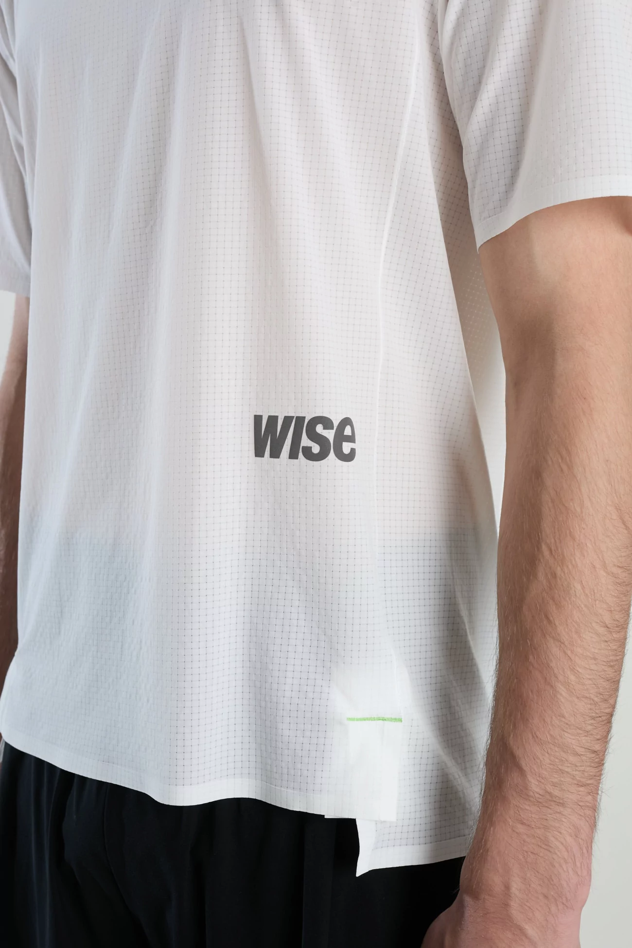 Wise 230 Albedo White Trail T-shirt – Albedo | Centre Commercial