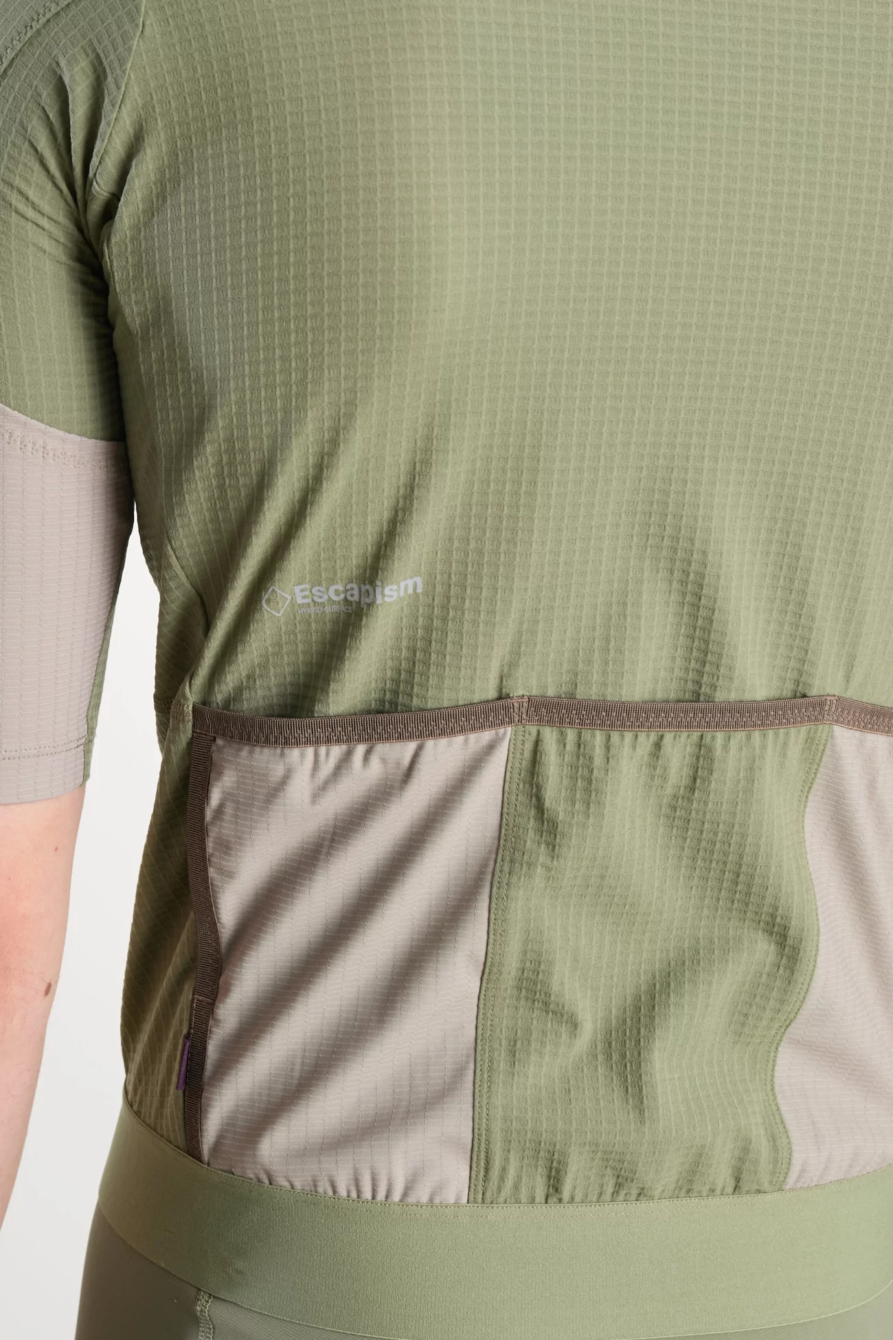 Escapism Light Cycling Jersey – Light Olive | Centre Commercial