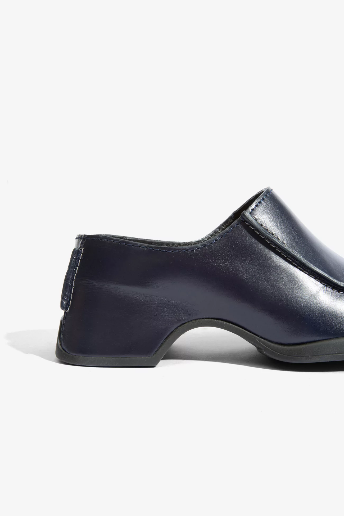 Miista Ertha Glossy Leather Sandals – Navy | Centre Commercial