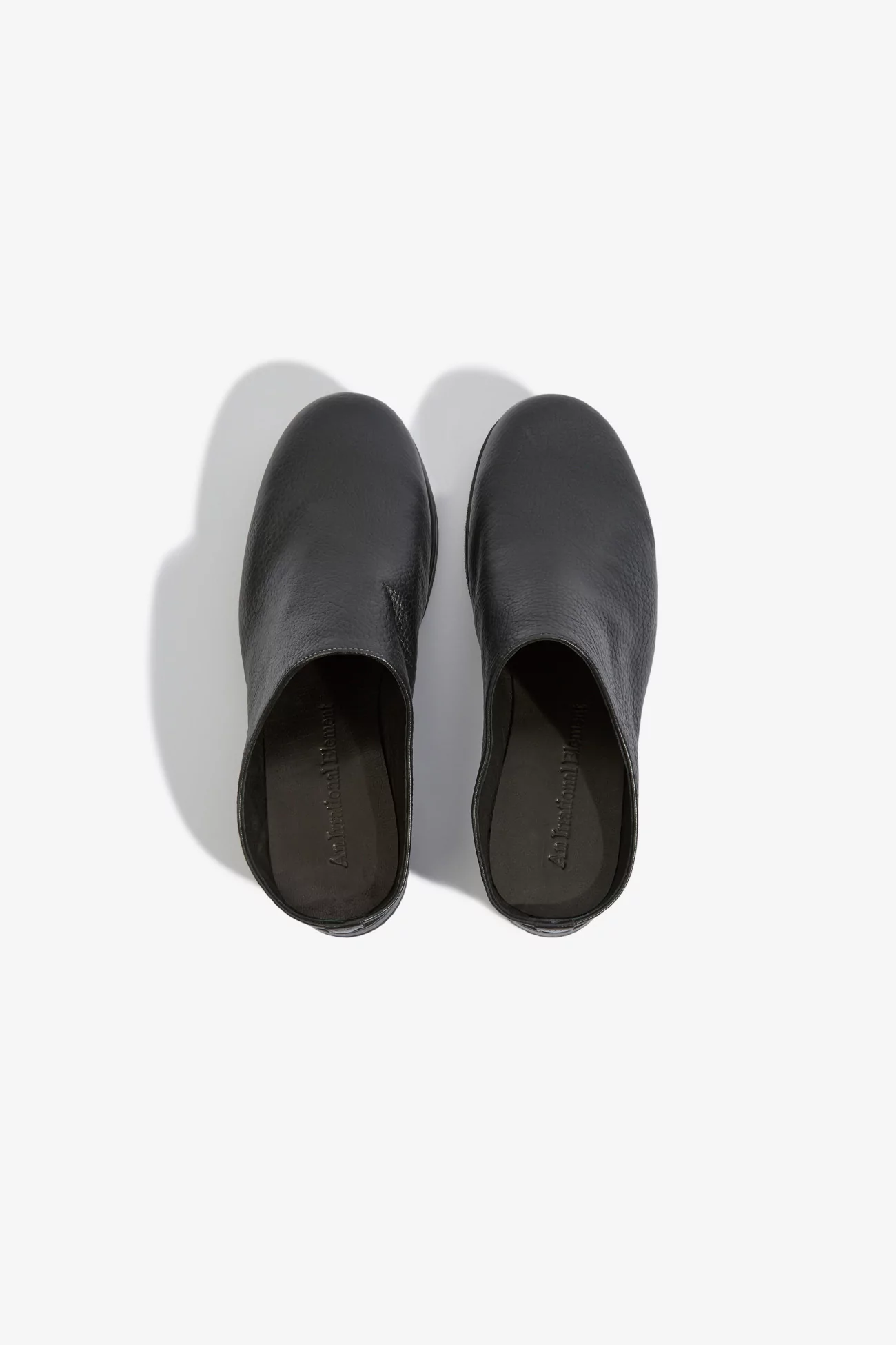 Men's Leather Artist Slip On An Irrational Element – Black | Centre Commercial