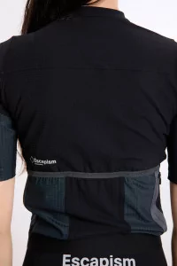 Pas Normal Studios Escapism Jersey Women – Black | Centre Commercial