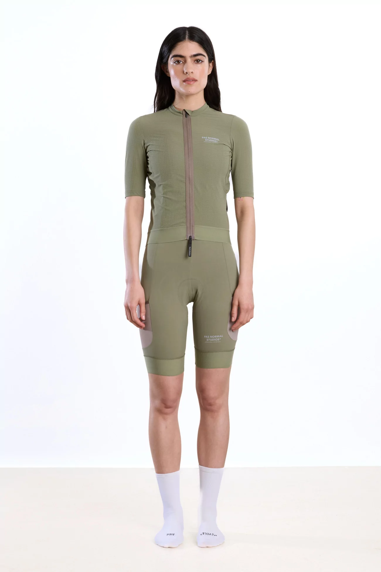 Maillot Cyclisme Femme Pas Normal Studios Escapism – Light Olive | Centre Commercial