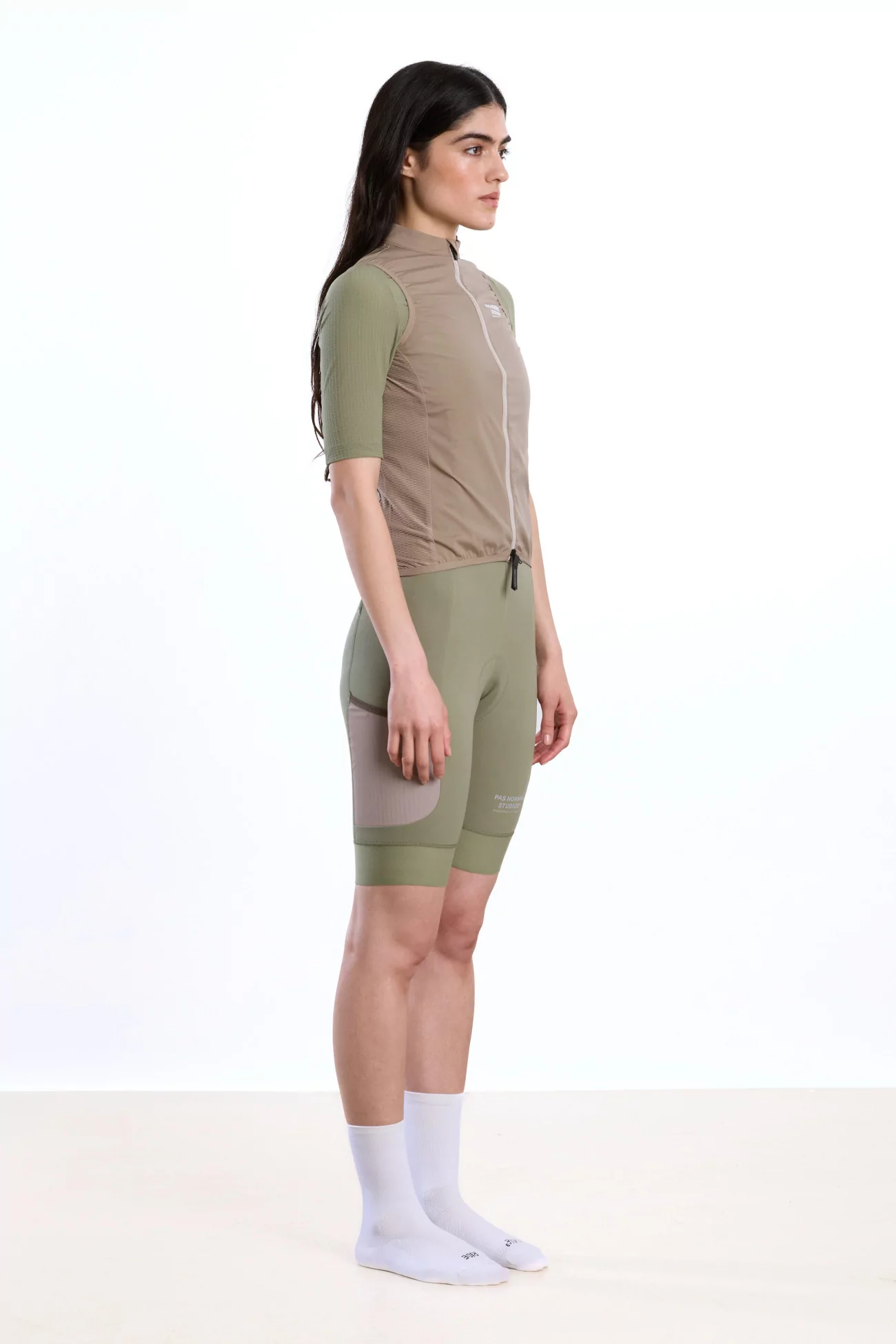 Gilet Cyclisme Femme Pas Normal Studios Mechanism Stow Away – Beige | Centre Commercial