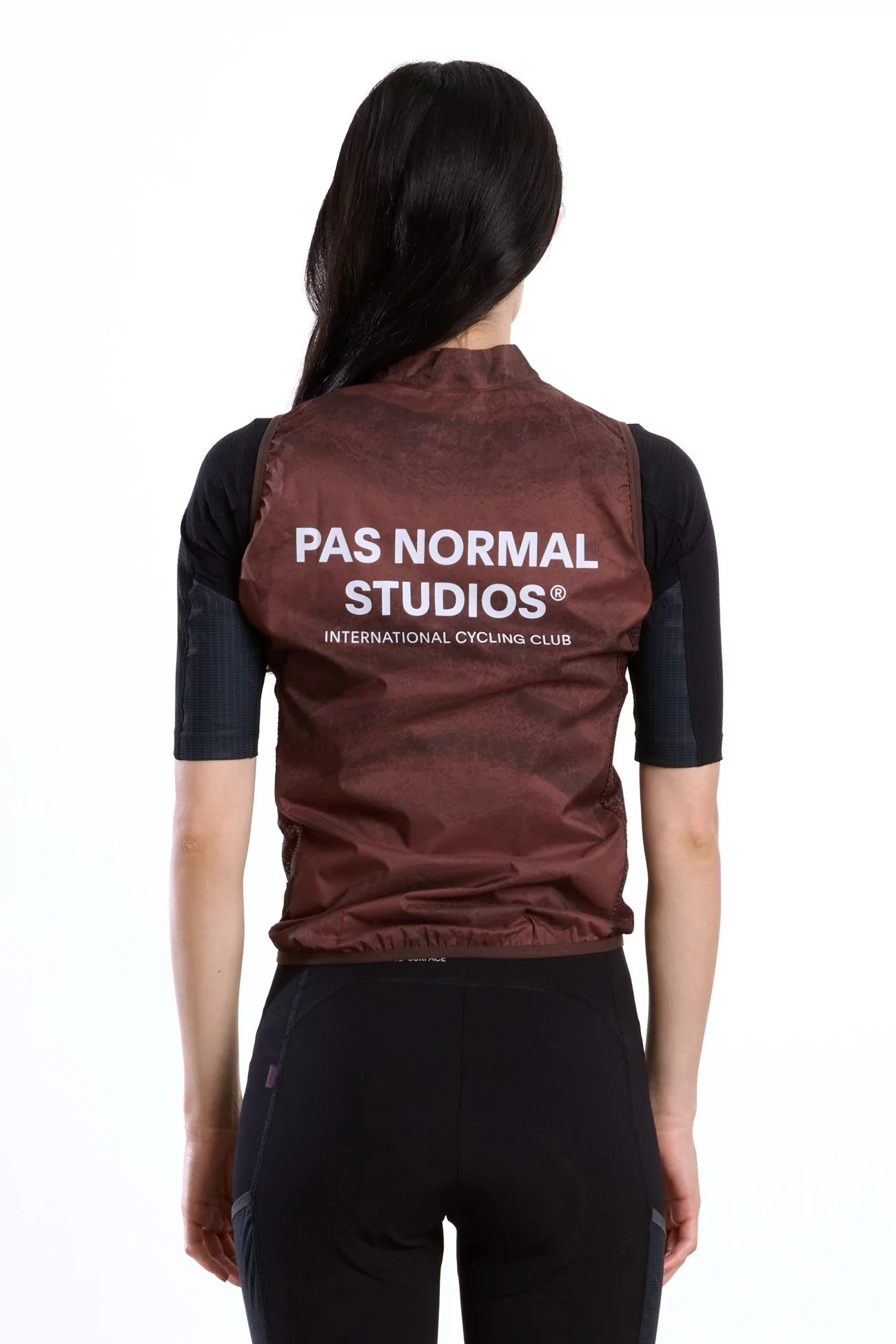 Pas Normal Studios Mechanism Stow Away Gilet Women – AOP Light Brown | Centre Commercial