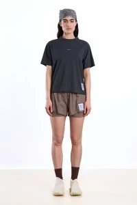 AuraLite™ UV Long Tee Satisfy Women – Black | Centre Commercial