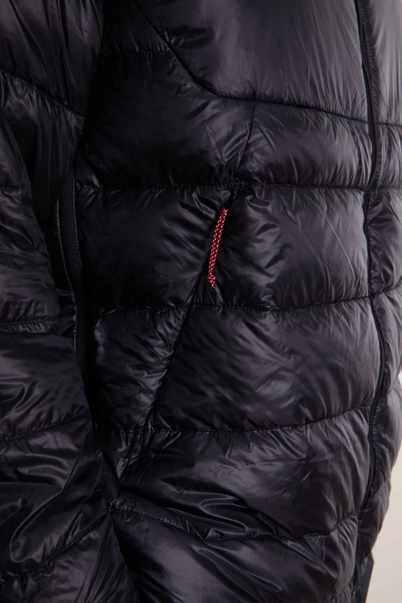 Nanga Minimarhythm Down Zip Hoodie – Black | Centre Commercial