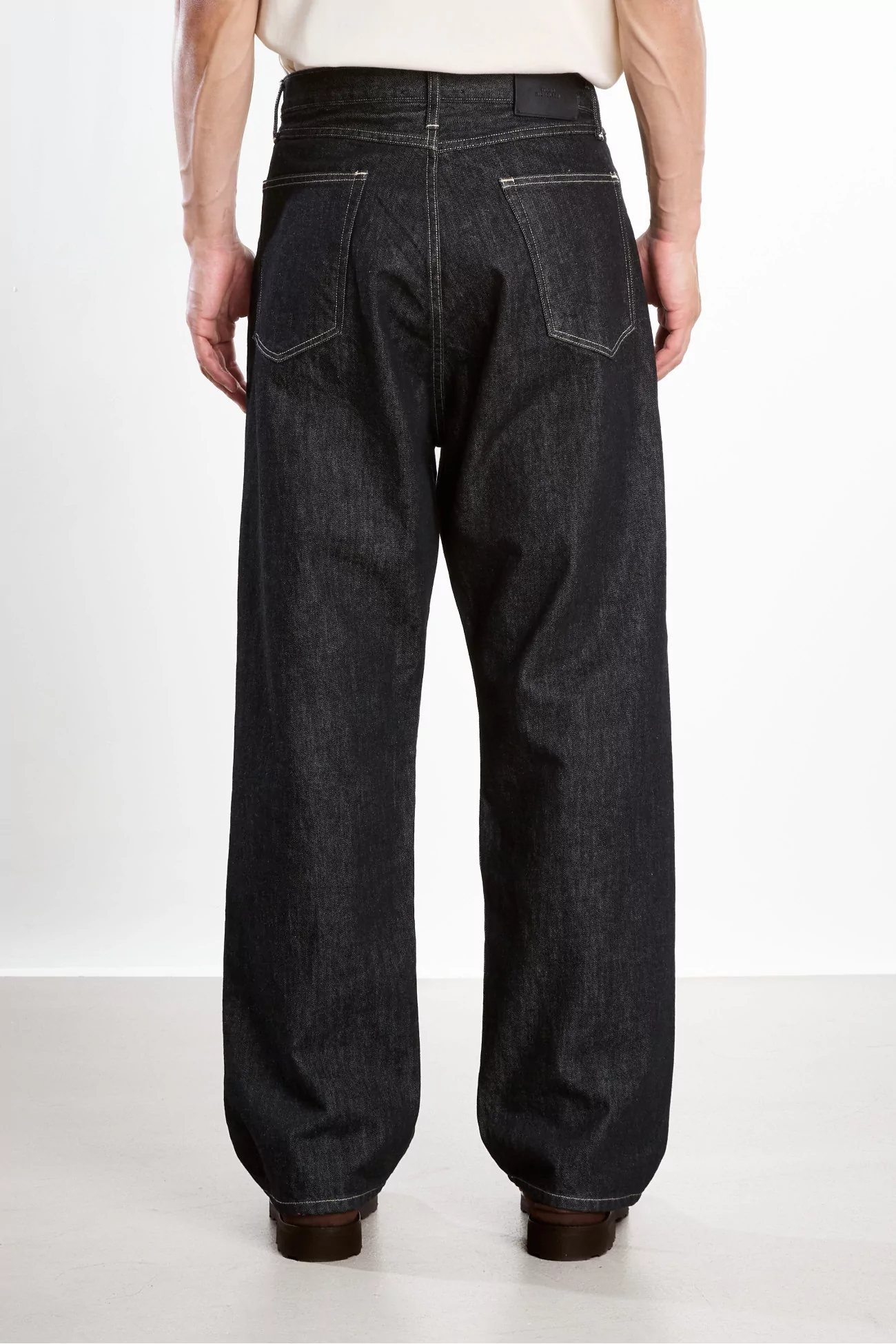 Studio Nicholson Marylebone Japanese Denim Pant – Black | Centre Commercial