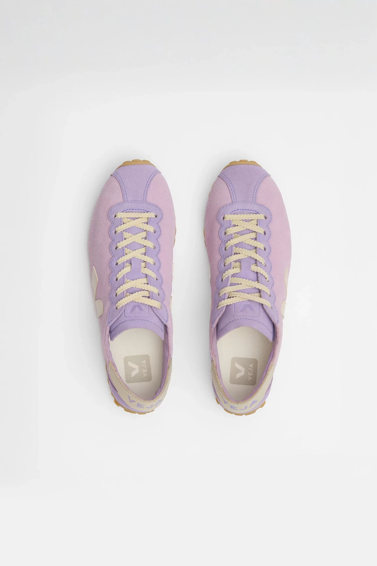 VEJA Cateyes Suede Trainers – Orchid Pierre | Centre Commercial