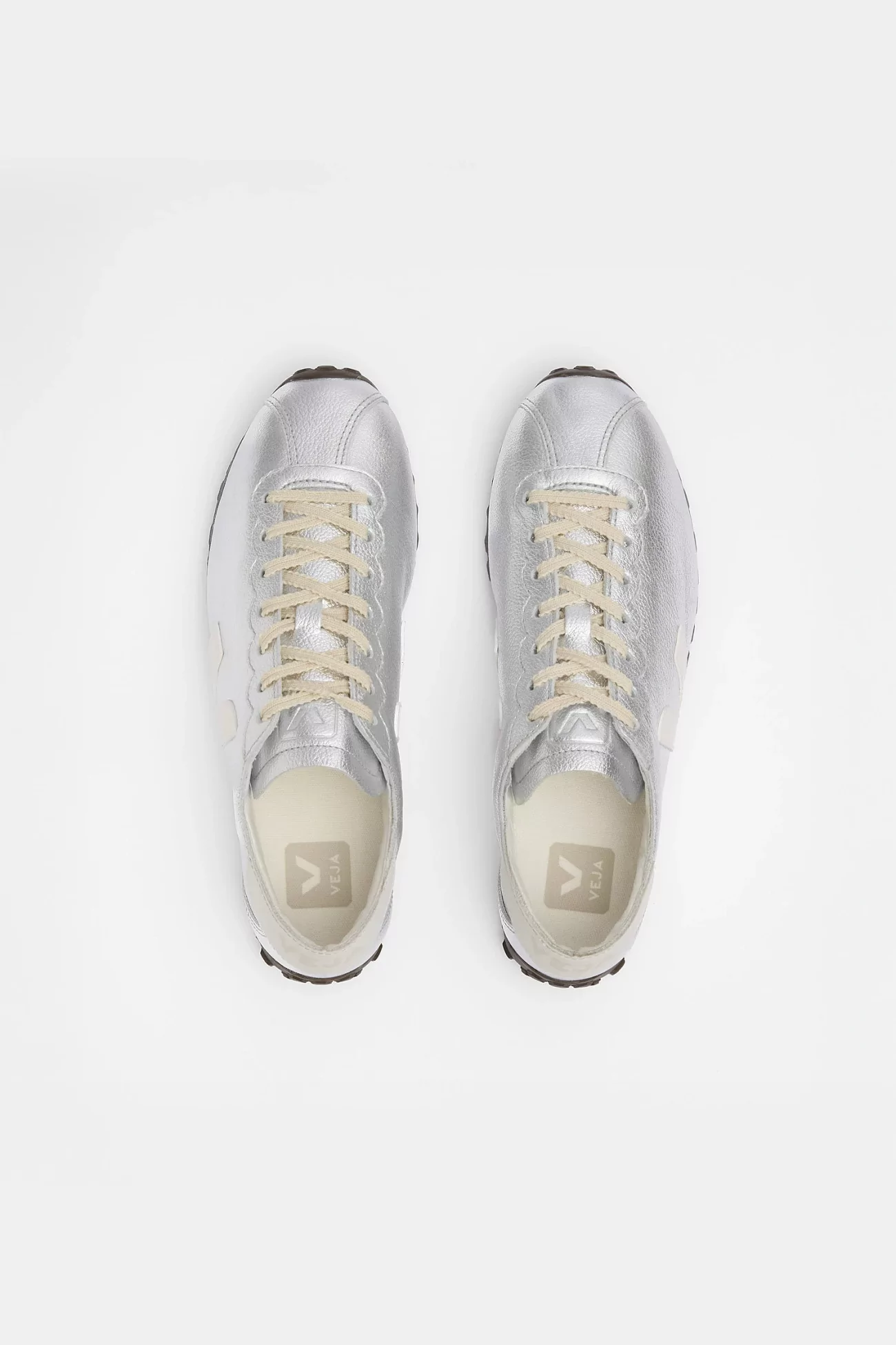 VEJA Cateyes Leather Sneakers – Silver White | Centre Commercial