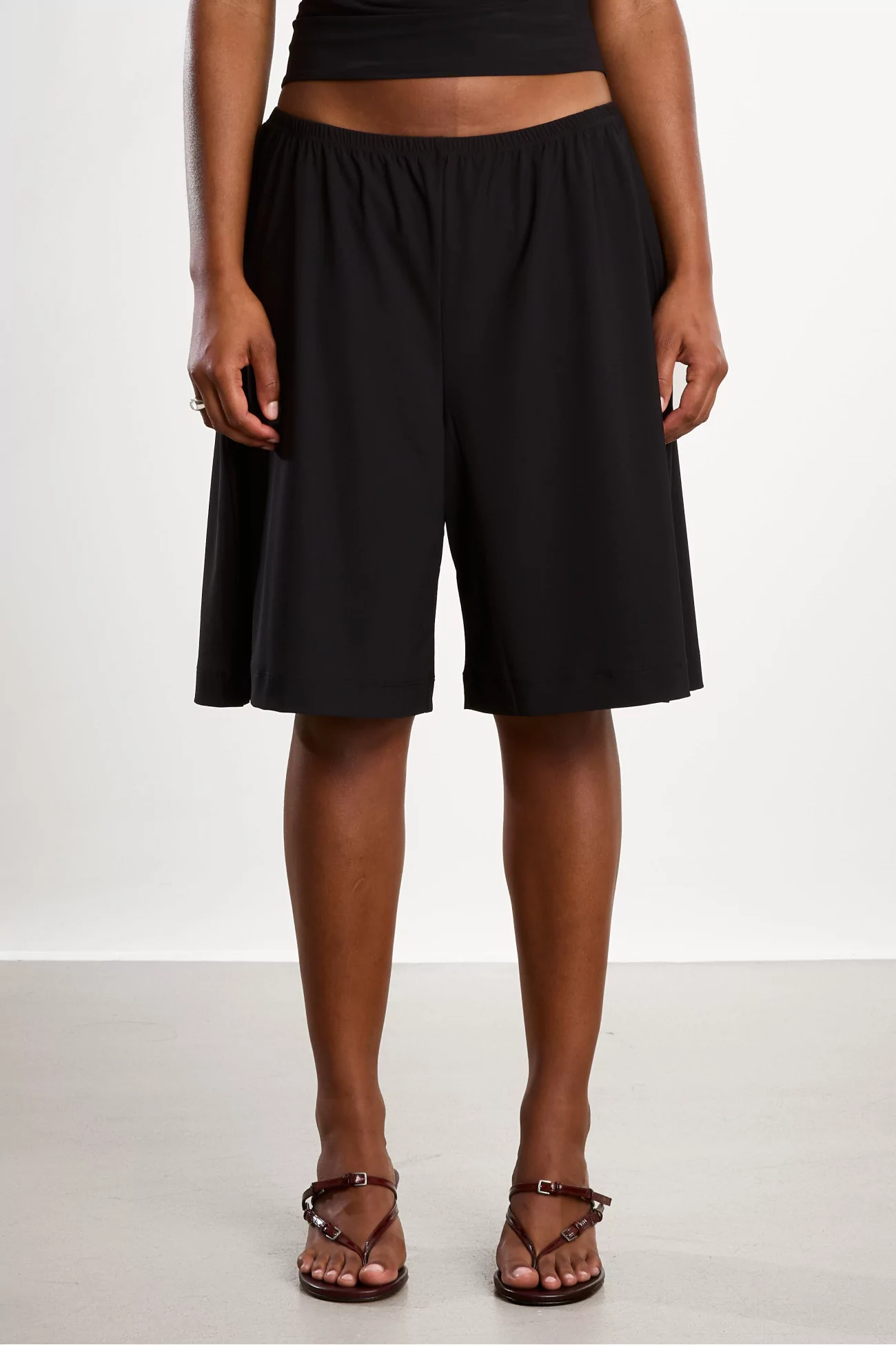 Women's Wide Fit Recycled Short – Black | Centre Commercial