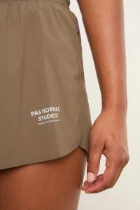 Pas Normal Studios T.K.O. Balance Shorts Women – Dark Stone | Centre Commercial