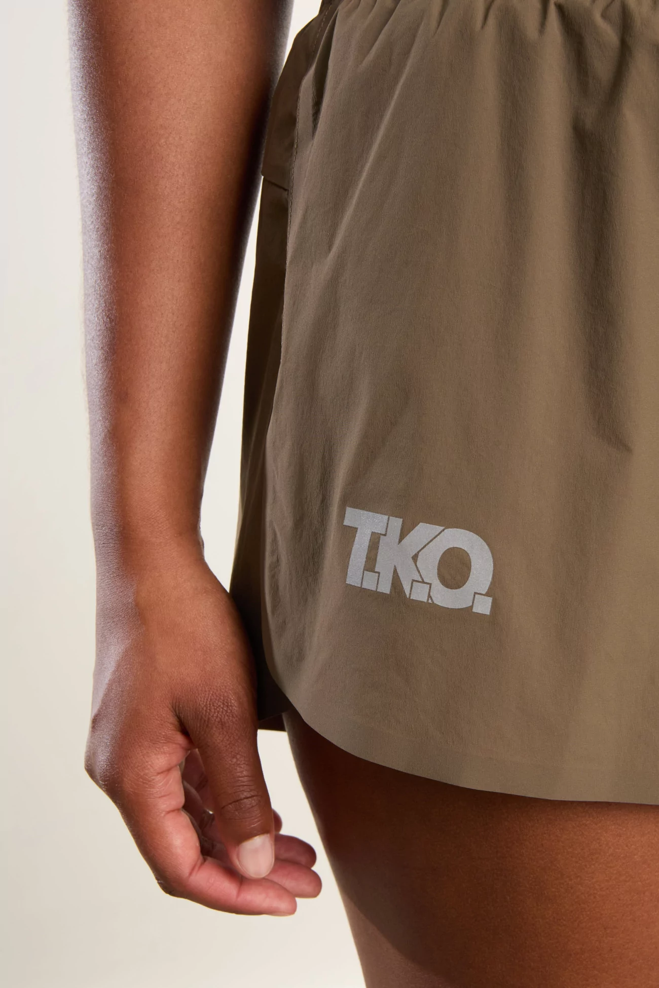 Pas Normal Studios T.K.O. Balance Shorts Women – Dark Stone | Centre Commercial
