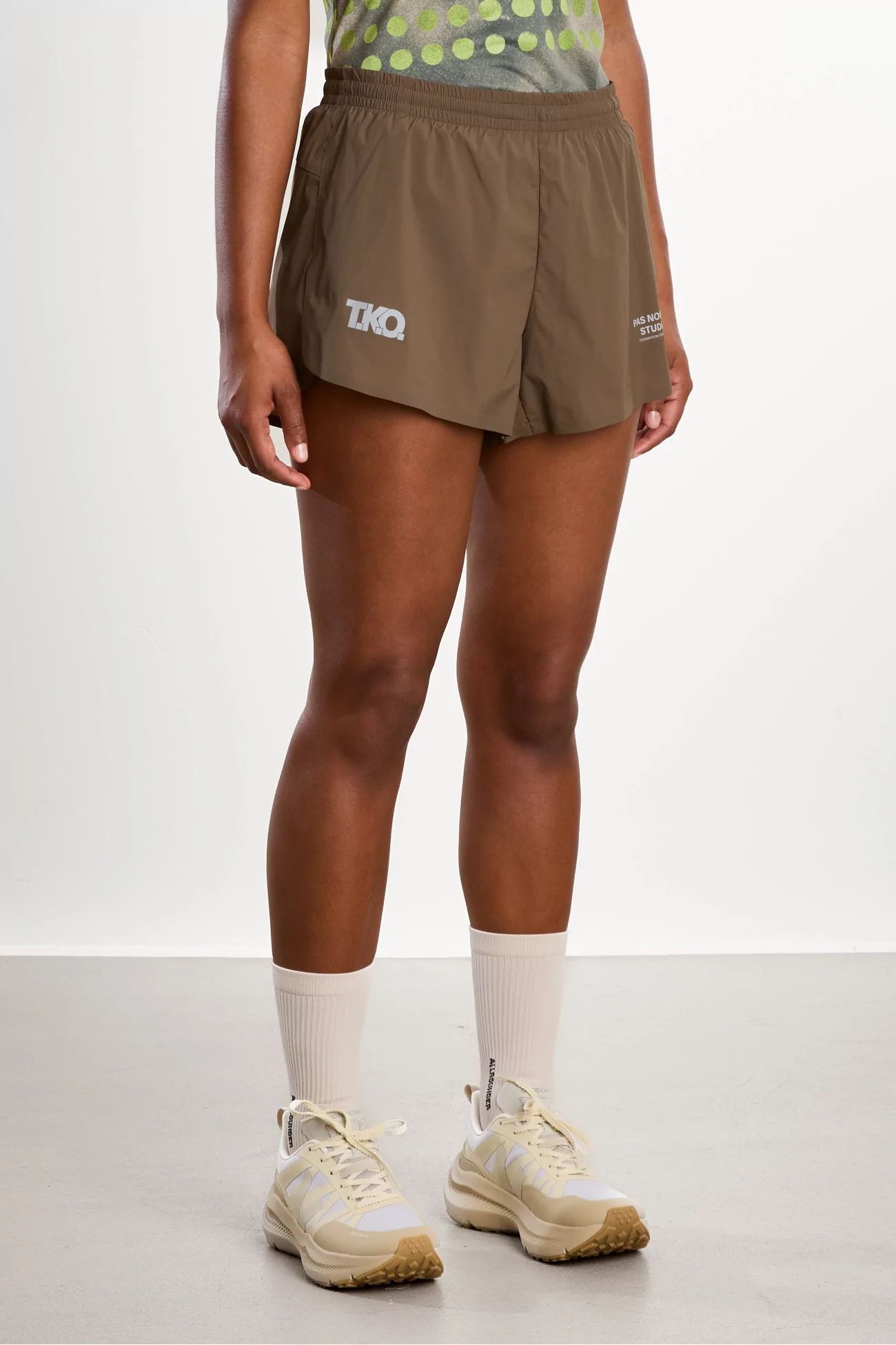 Pas Normal Studios T.K.O. Balance Shorts Women – Dark Stone | Centre Commercial
