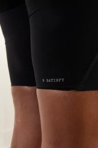 Satisfy Justice™ Cordura® 9" Half Tights Women – Black | Centre Commercial