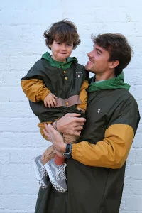 Kids Rain Poncho Recycled Polyester Khaki – Poule Party | Centre Commercial