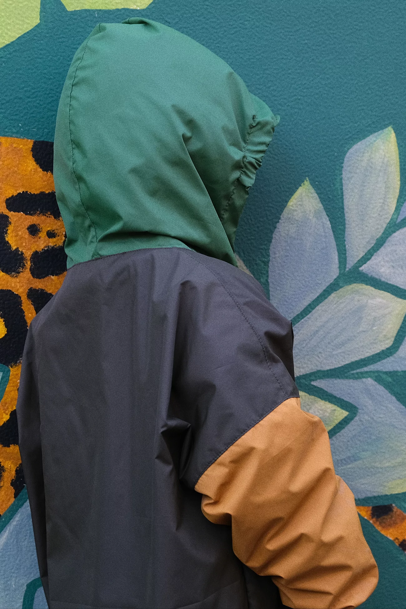 Kids Rain Poncho Recycled Polyester Khaki – Poule Party | Centre Commercial