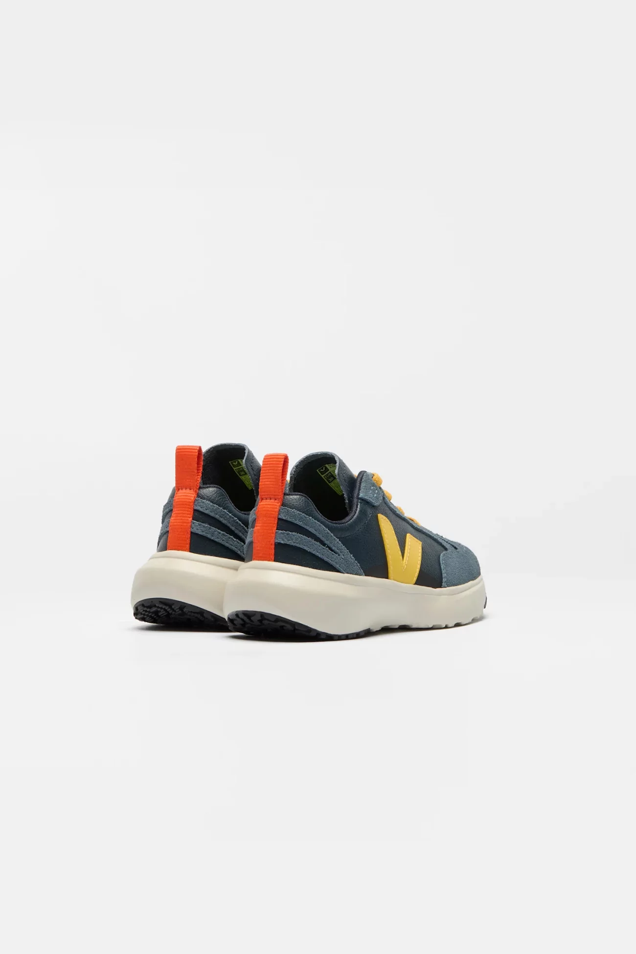 VEJA Canary Kids Leather Sneakers – Nautico Tonic | Centre Commercial