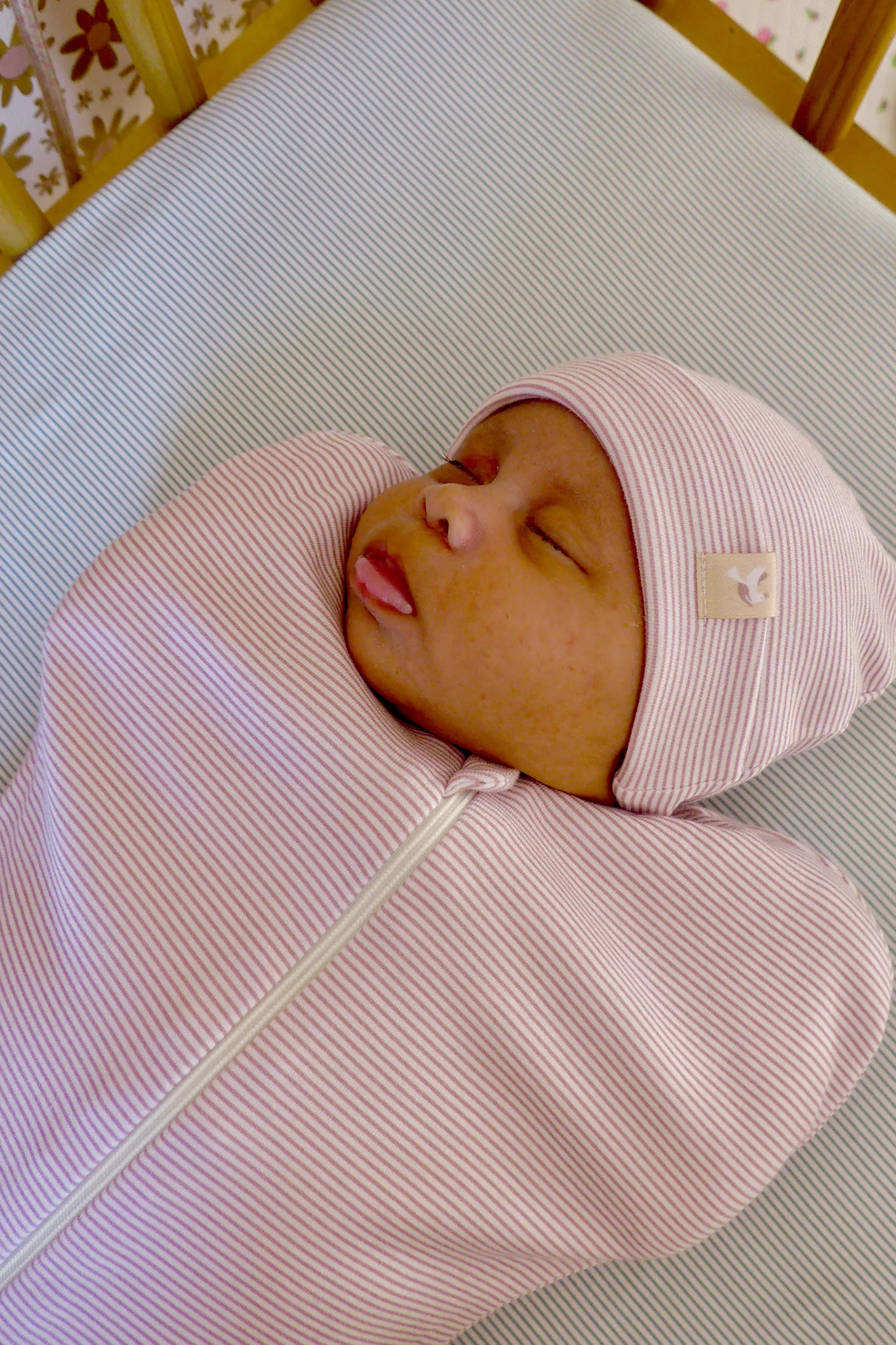 Tante Reine Organic Cotton Newborn Beanie – Bonbon | Centre Commercial