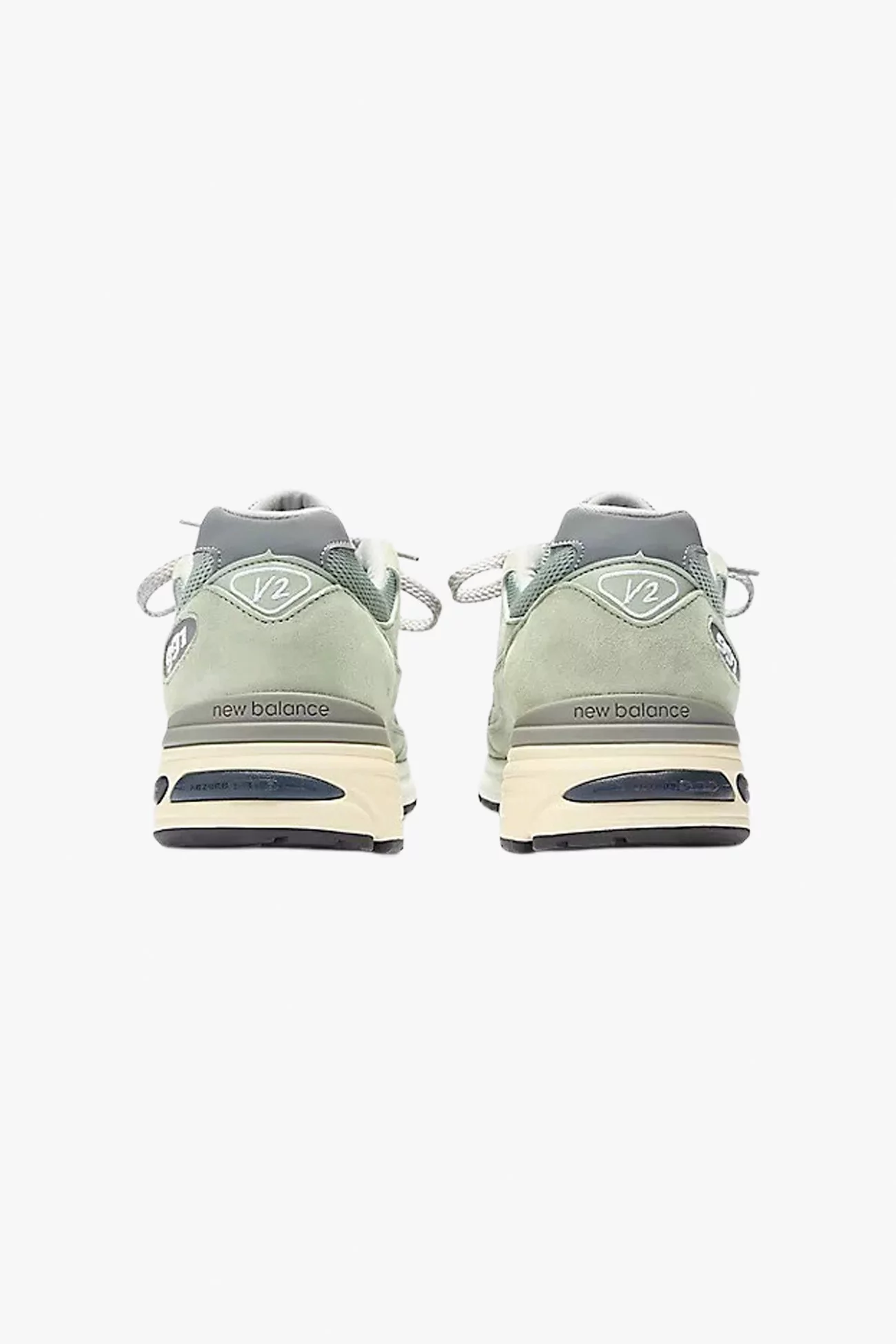 New Balance 991v2 Made in UK Sneakers – Sea Grass | Centre Commercial