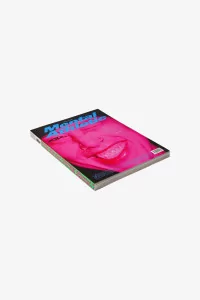 Mental Athletic Issue N°2 Cover Lydia – Running Magazine | Centre Commercial