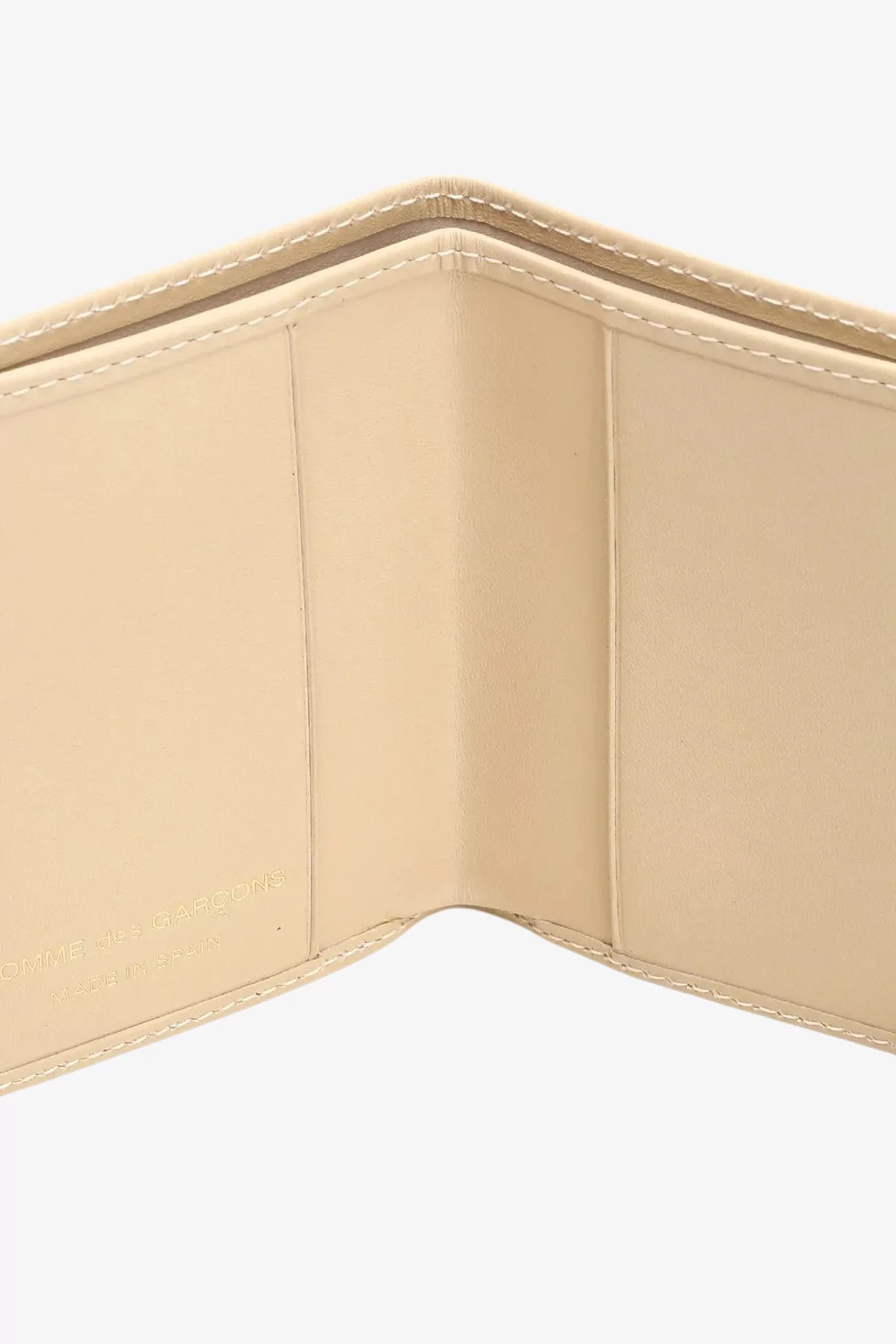 Comme des Garçons Classic Bi-fold Wallet – Off White | Centre Commercial