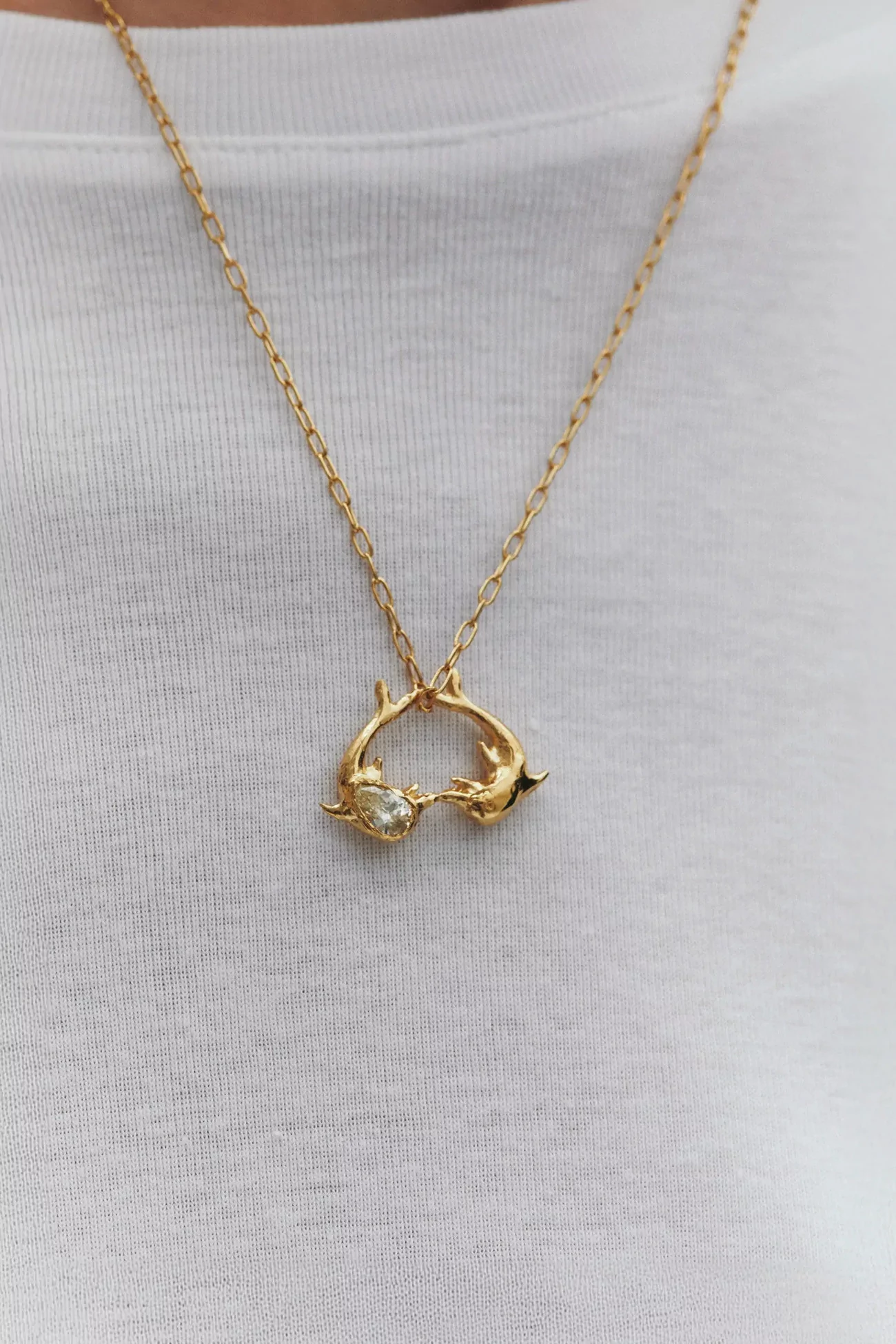 Los Delfines Gold Plated Necklace – Gold | Centre Commercial