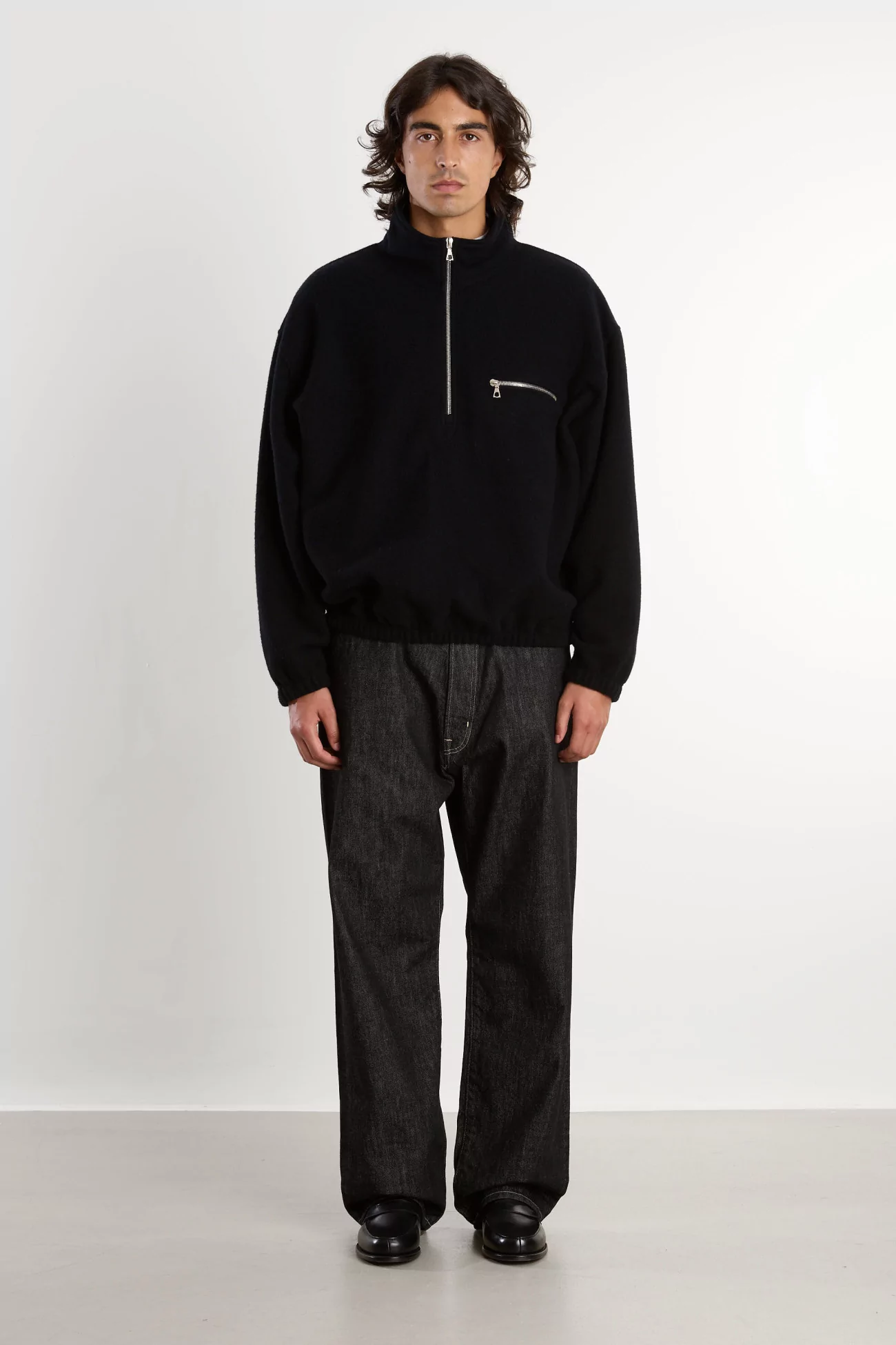 RIER Natural Wool Fleece Pullover – Black | Centre Commercial
