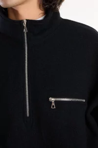 RIER Natural Wool Fleece Pullover – Black | Centre Commercial