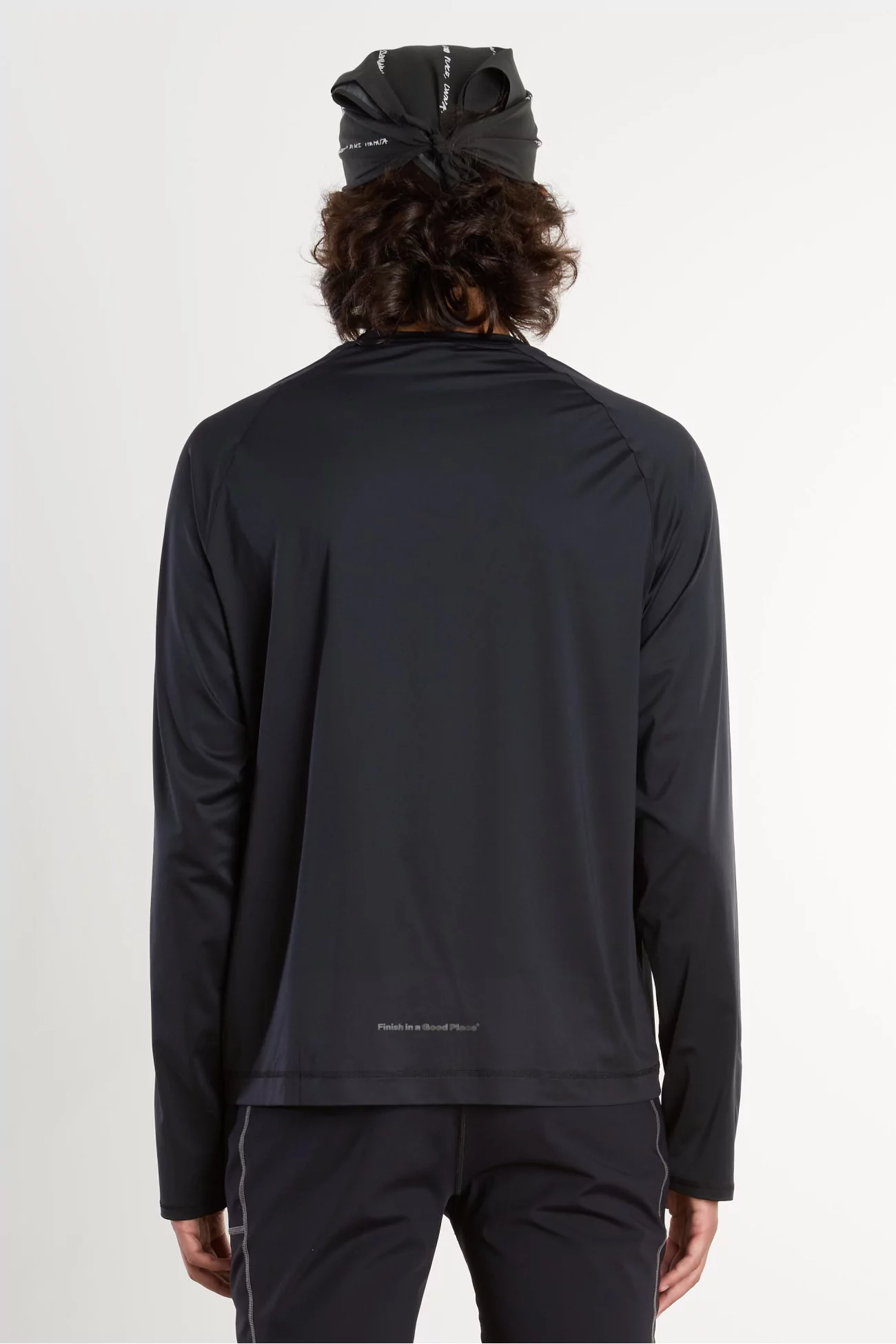UNNA Shiny Long Sleeve Running Base Layer – Black | Centre Commercial