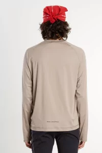 UNNA Shiny Long Sleeve Running Base Layer – Warm Sand | Centre Commercial