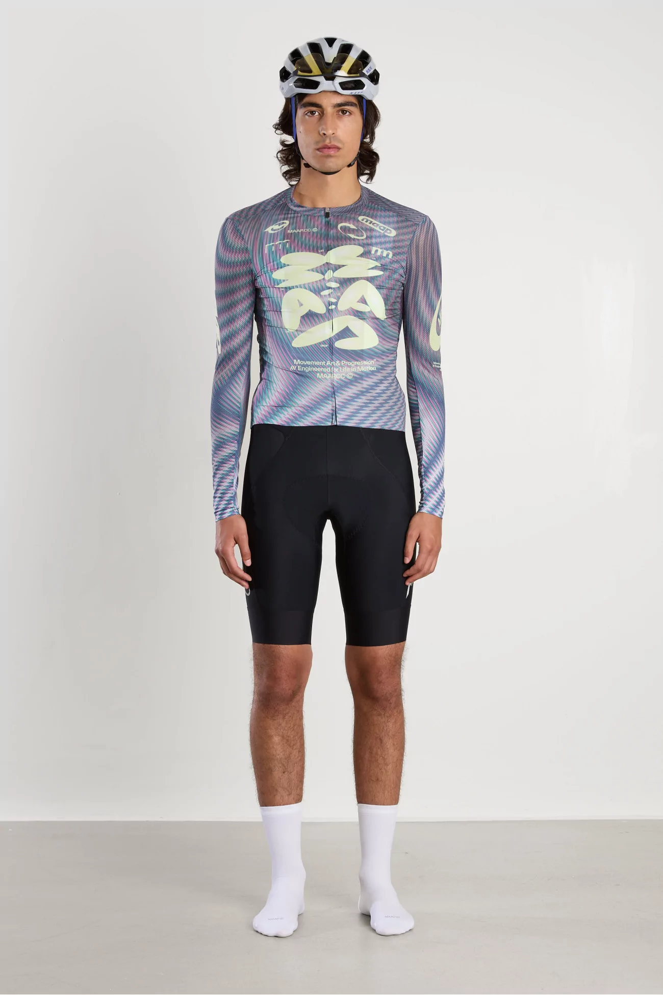 Men's Spectrum Team Bib Evo Cargo Short MAAP – Black/Hologram | Centre Commercial