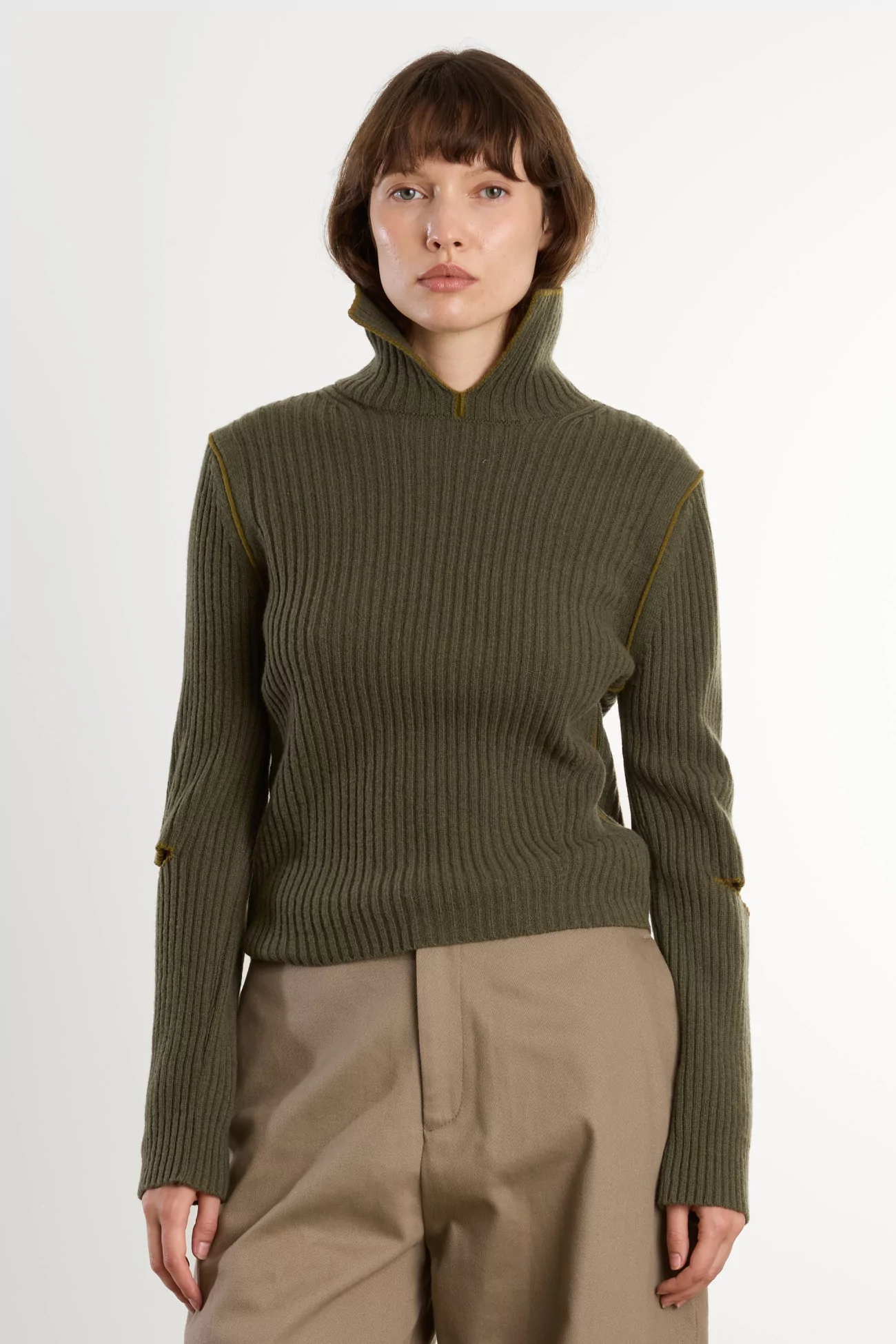 YMC Peeka Jumper Virgin Wool Cropped – Dark Green | Centre Commercial