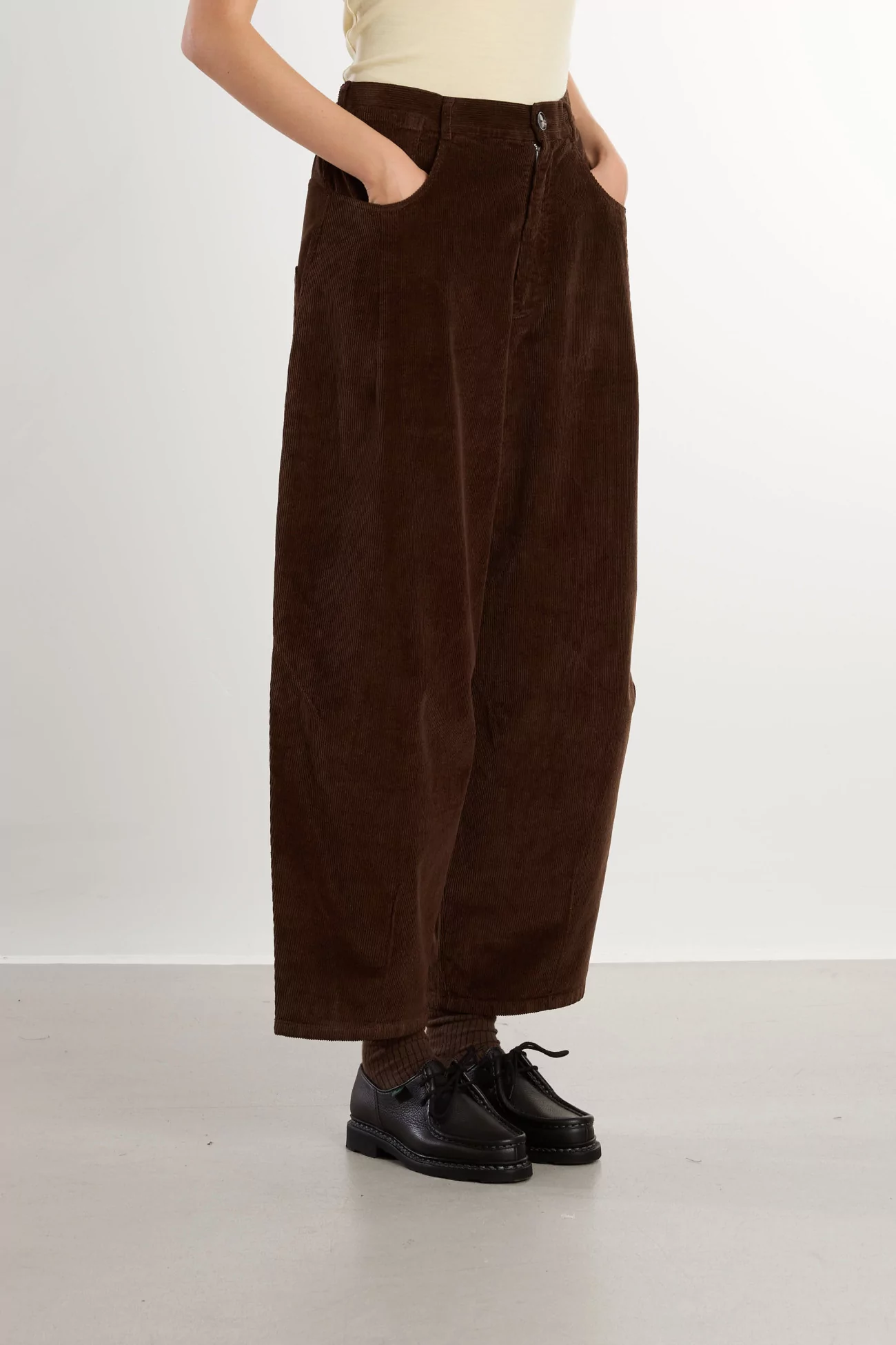 Cordera Corduroy Baggy Women's Pants – Brown | Centre Commercial