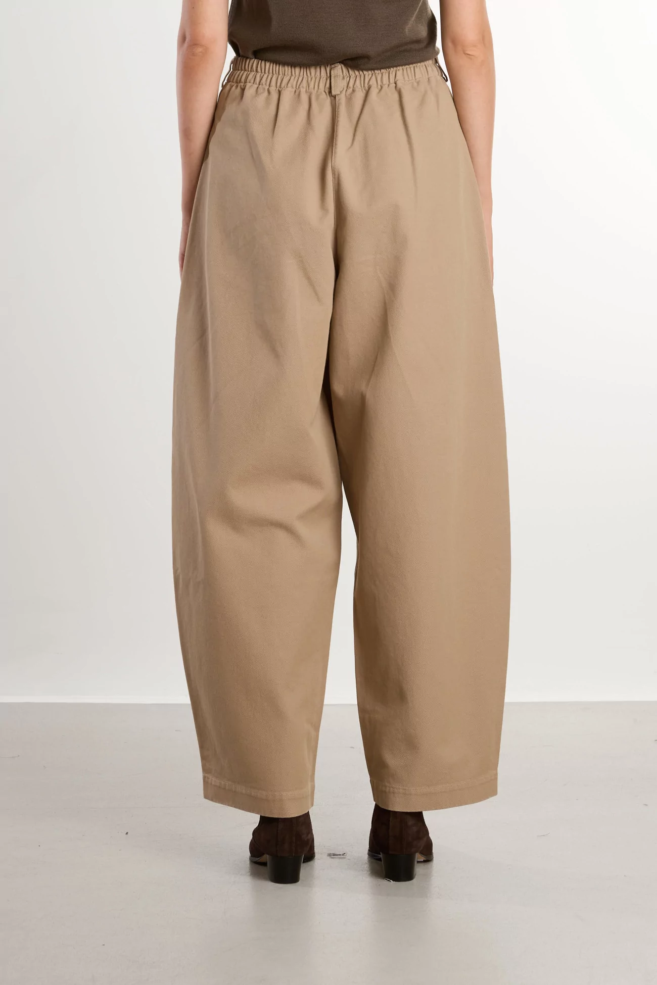Cordera Cotton Curved Women's Pants – Camel | Centre Commercial