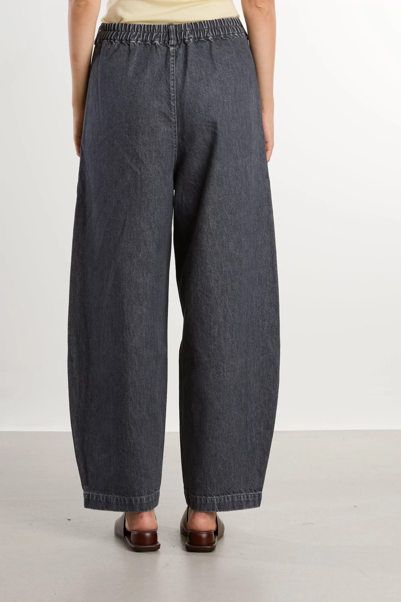Cordera Washed Denim Curved Women's Pants – Grey | Centre Commercial