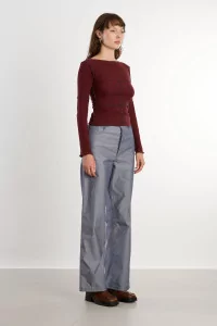 Cinder Turtleneck Ribbed Organic Cotton – Nara Red | Centre Commercial