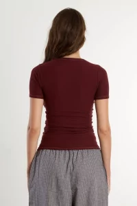 Heart Tee Organic Cotton Heart Cut-Out – Nara Red | Centre Commercial