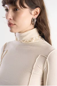 Omato Turtleneck Ribbed Organic Cotton – Off White | Centre Commercial