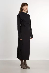 Top Femme Manches Longues Asymétrique REYEM – Black | Centre Commercial