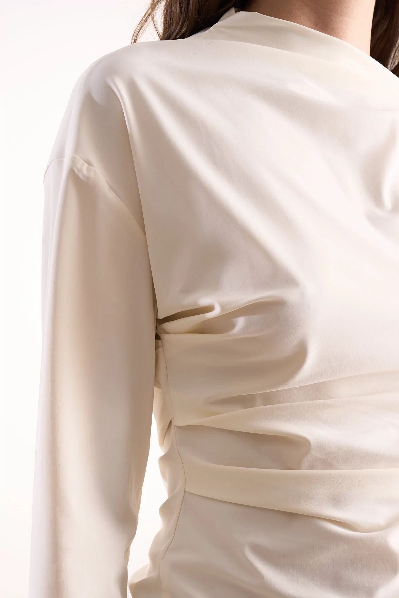 Women's Asymmetric Long Sleeve Top REYEM – Off-white | Centre Commercial