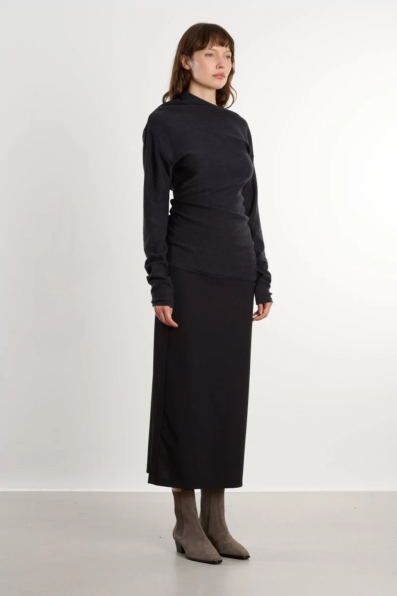 Women's Merino Wool Asymmetric Top REYEM – Gravity | Centre Commercial