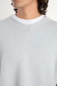 Men's Boucle Wool V-Neck Sweater – Talc Boucle | Centre Commercial