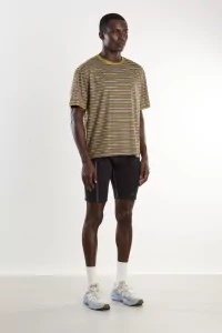 UNNA Wavy Striped Running Tee – Mud Gold | Centre Commercial