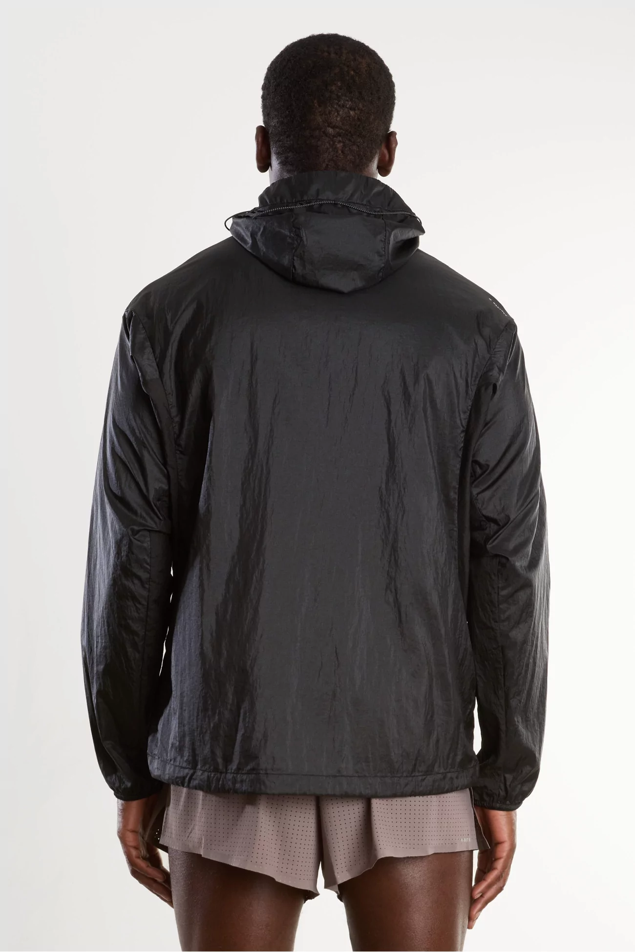 Coupe-vent Running Homme Pertex Diamond Fuse Satisfy – Black | Centre Commercial