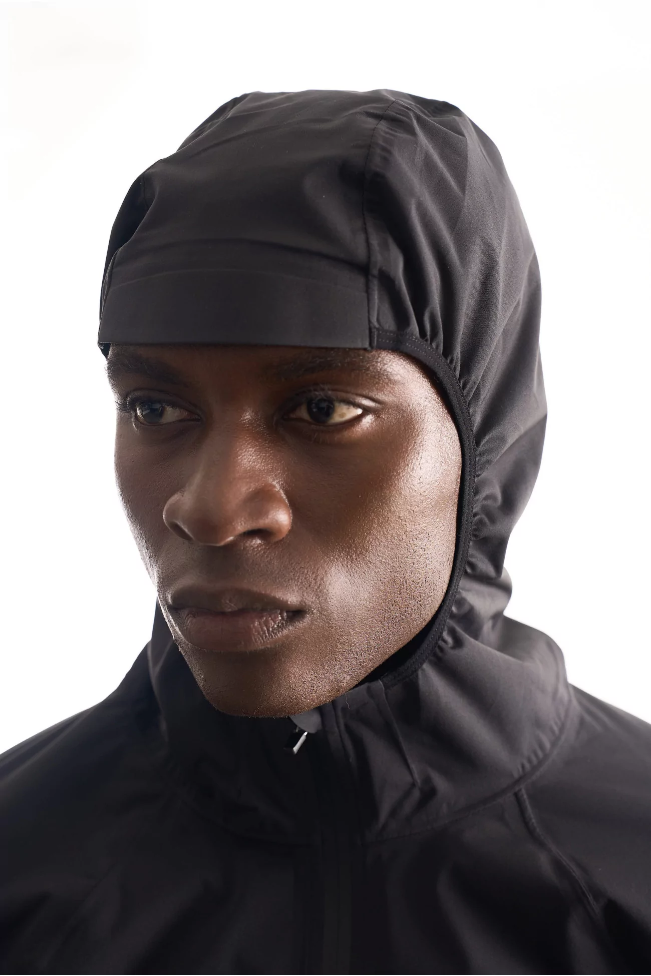 Compressport Tempest Waterproof Jacket – Black | Centre Commercial