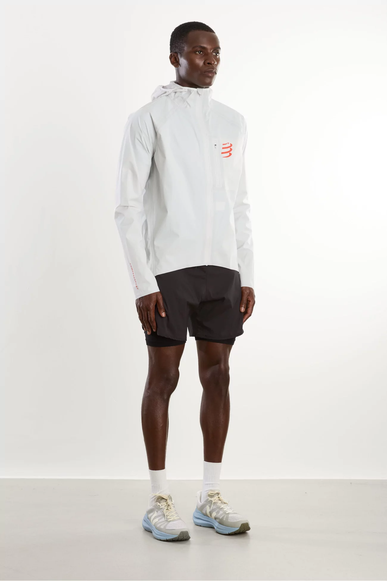 Veste Imperméable Compressport Thunderstorm – Off White | Centre Commercial