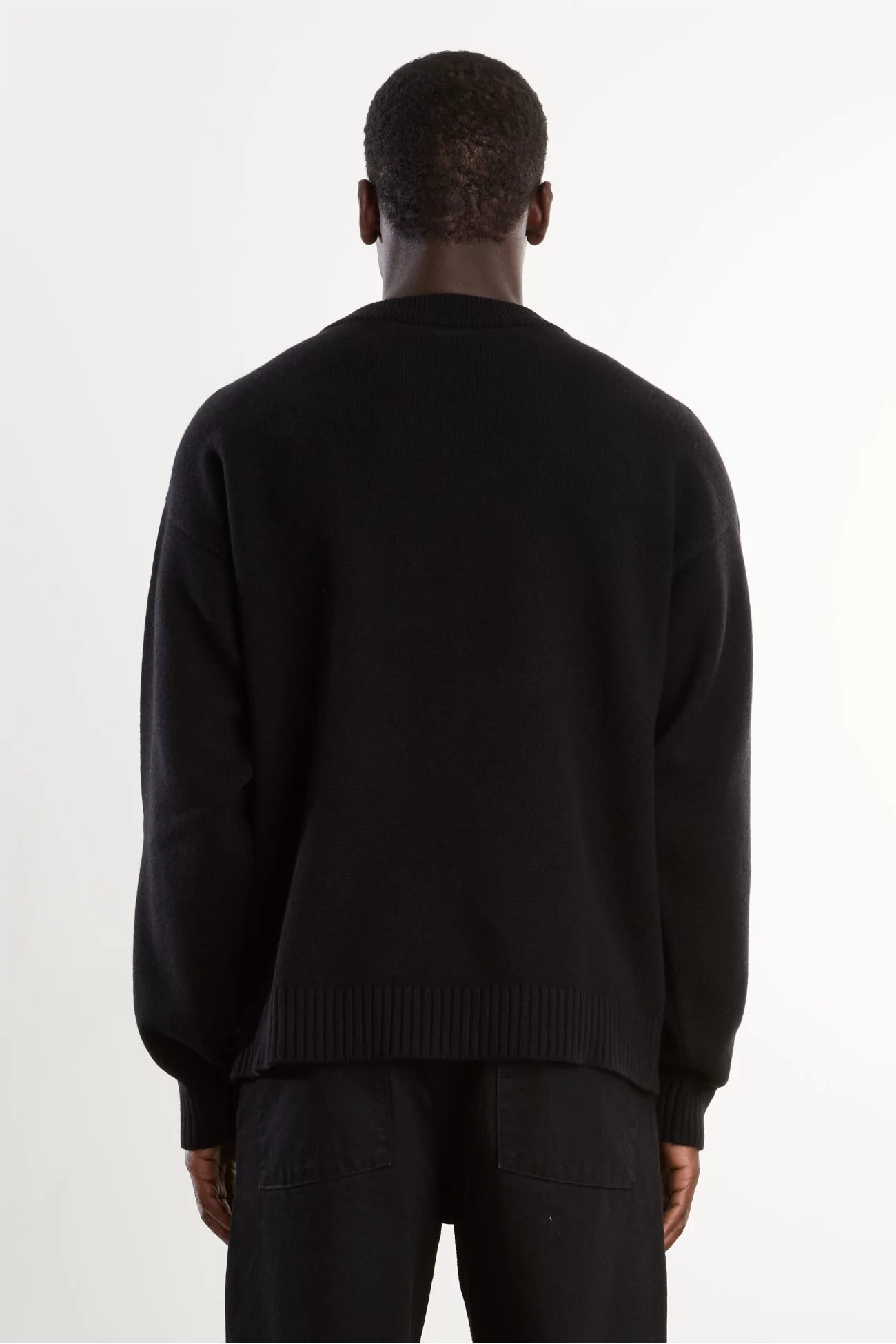 Pull Source Laine Mérinos et Cachemire Arpenteur – Black | Centre Commercial