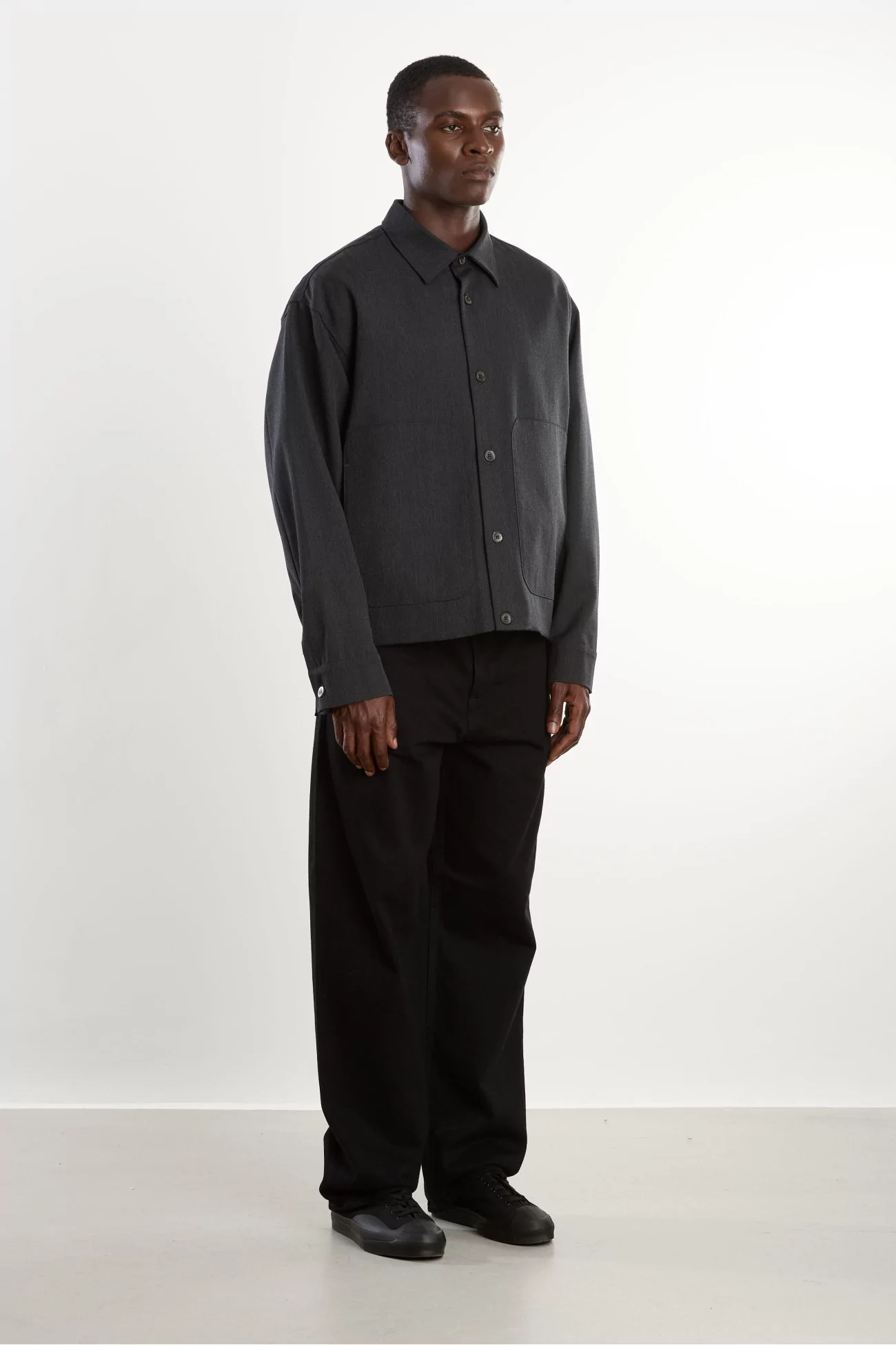Veste Sigma en Lin Arpenteur – Charcoal | Centre Commercial